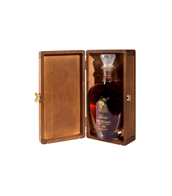 Grappa BRIC DEL GAIAN in Holzkiste Bernsteinfarbe. In der Nase komplex