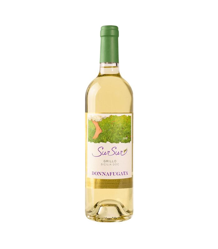 Sur Sur Grillo Sicilia DOC 2022 Der SurSur präsentiert sich in einem glänzenden Strohgelb und wird von einem Bouquet gekennzeichnet